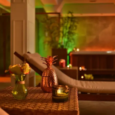 Mountain Boutique Family 3*