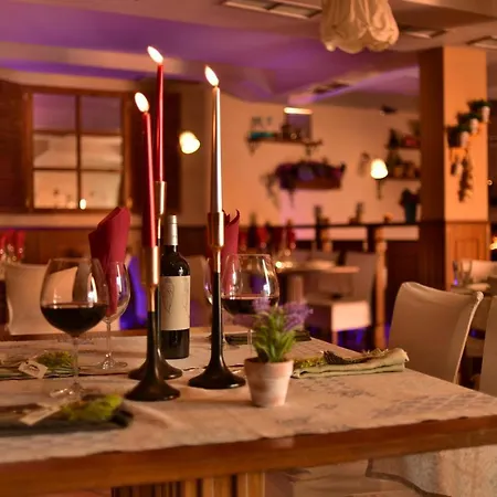 Mountain Boutique Family