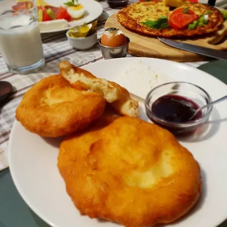 Mountain Boutique Family מלון דבין