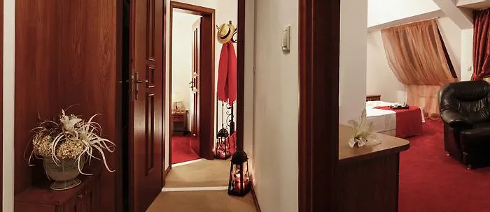 Mountain Boutique Family מלון דבין